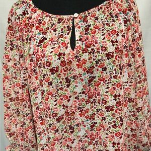 Vince Camuto Red and Pink Floral Blouse. Feminine,SlenderizingFloral Long Sleeve